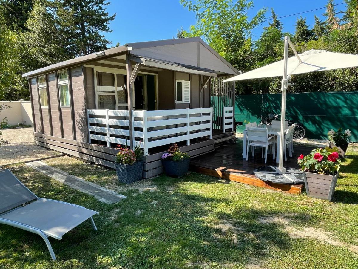 Avignon, Joli Chalet En Campagne Tres Proche De La Ville Zewnętrze zdjęcie